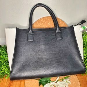 Black and white express purse